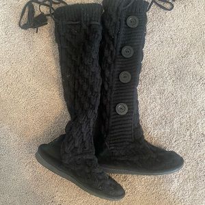 Black Muk Luks